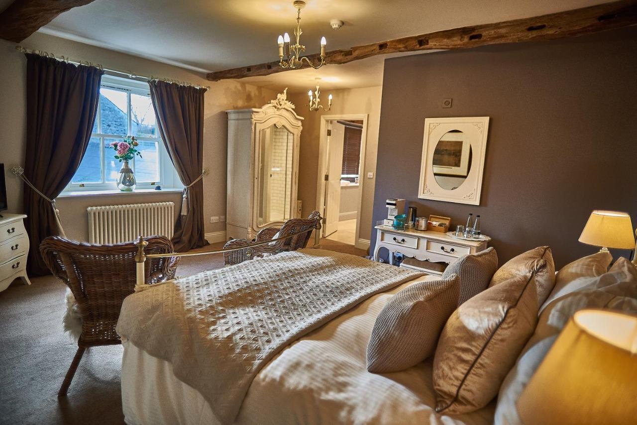 Plough Inn Lupton Экстерьер фото