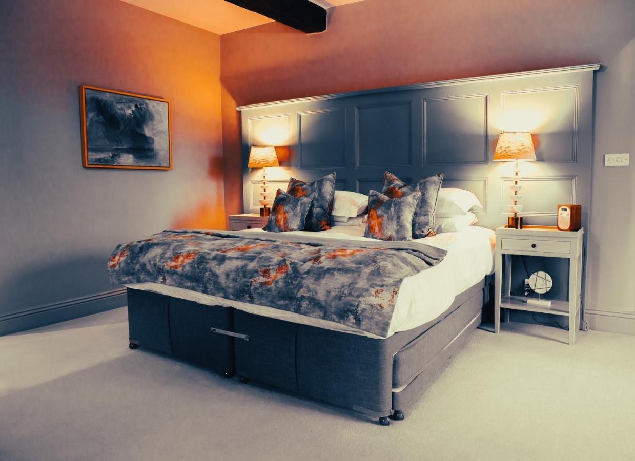 Plough Inn Lupton Экстерьер фото
