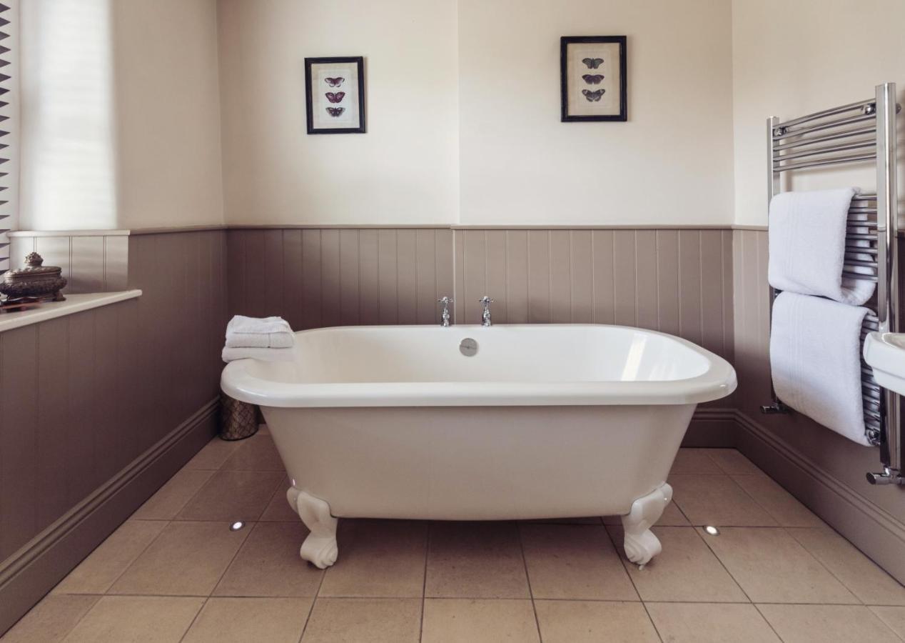 Plough Inn Lupton Экстерьер фото