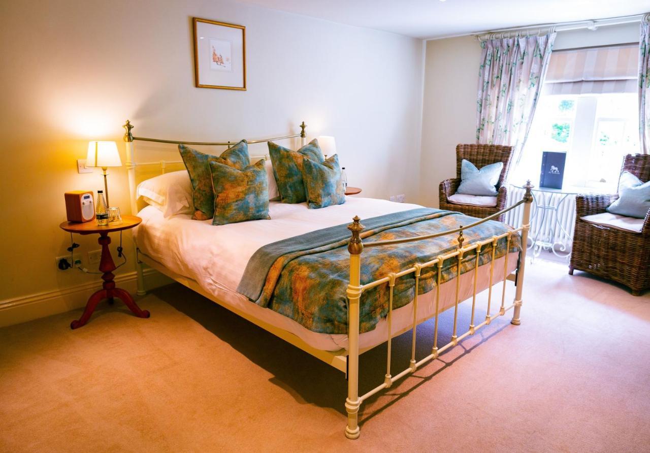 Plough Inn Lupton Экстерьер фото
